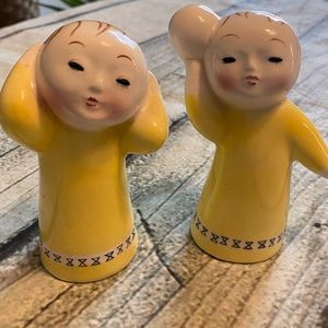 Japanese women yellow salt and pepper shakers